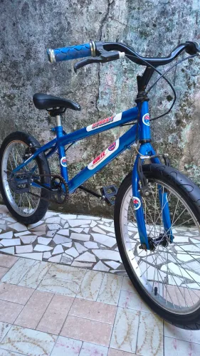 Bicicleta Infantil aro 20 (ESTADO NOVA)