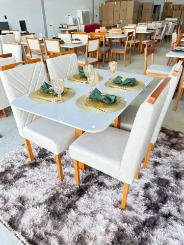 Mesa de Jantar 4 Cadeiras - Moderna e Elegante