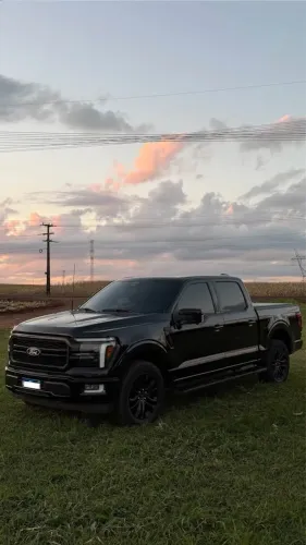 Ford F-150 Lariat 4X4 5.0 V8 2024