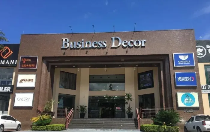Sala Comercial à Venda no Saco Grande em Florianópolis