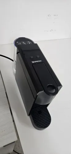 Cafeteira Nespresso Essenza Mini 220v