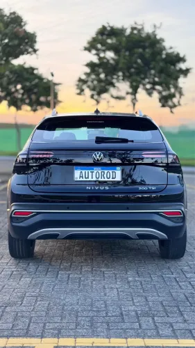 Volkswagen Nivus Highline 1.0 200 TSI Flex AUT 2021