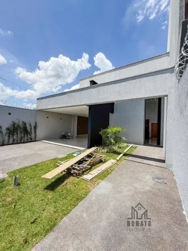 Imóvel para venda tem 210 metros quadrados com 3 quartos em Residencial Humaitá - Goiânia