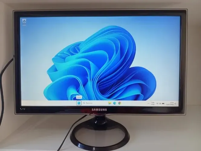  Monitor Samsung 24pol. - R$440,00
