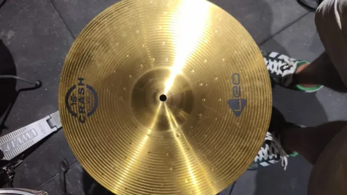 Prato LEO Crash de Bronze 16"