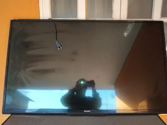TV Philips 50 polegadas