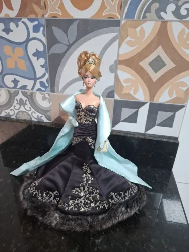 Boneca silkstone barbie collector