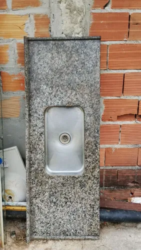 Pia de mármore de 150x55
