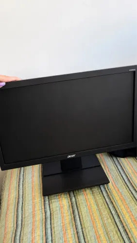 Monitor 17 polegadas