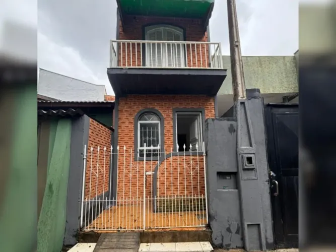 Casa residencial com 02 quartos no Jardim Santa Cecília.