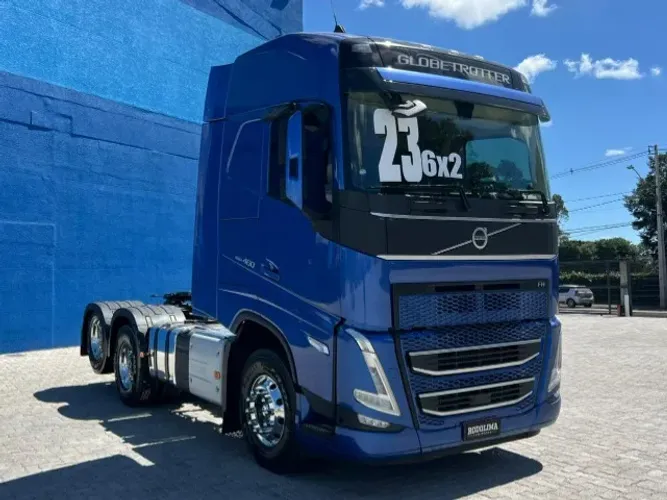 Caminhão Volvo Fh 460 6x2 ano 2023 Pacote Ec Suspensão de Ar 