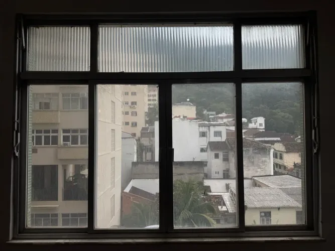JANELAS DE ALUMÍNIO USADADAS