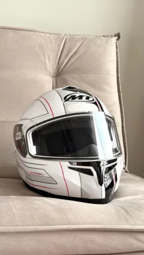 Vende se Capacete MT helmets