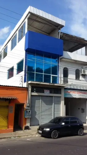Alugo 1 e 2 piso de imóvel comercial na Av. Oscar Borel - Compensa.