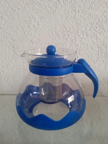 Chaleira de vidro com infusor de chá 