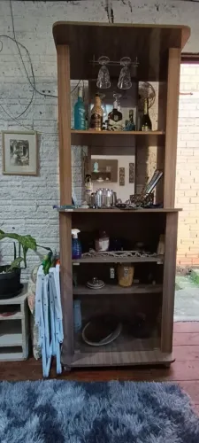 Barzinho amaderado
