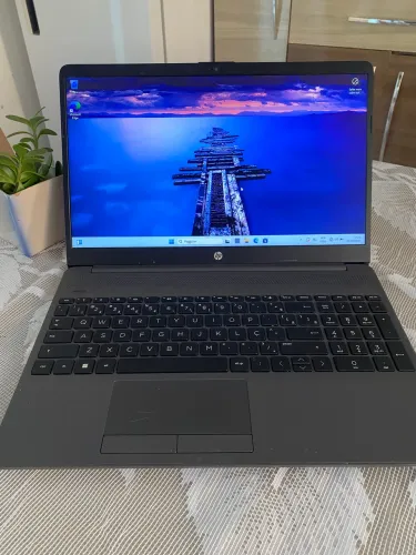 HP 256 G9 Notebook - Intel Core i3 12ª Geração | 8GB RAM | SSD 256GB | Windows 11