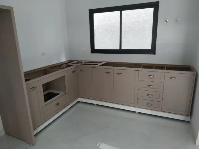 Vende-se janela de correr - alumínio preto 1,5 x 1,0