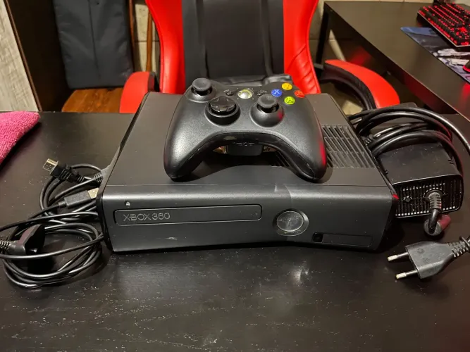 Xbox 360 Original + Controle - Em ótimo estado