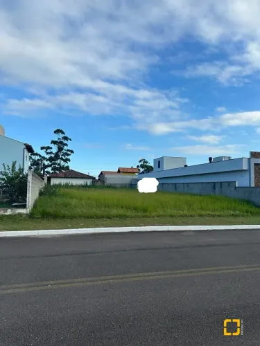 Excelente Terreno com Escritura Pública no Norte da Ilha.