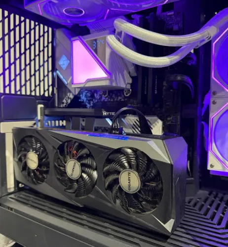 RX 7600 8GB GIGABYTE GAMING OC | Envio OLX Pay