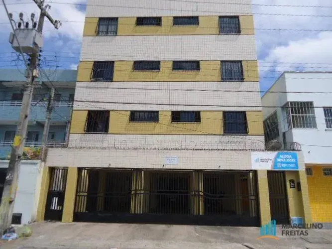 Apartamento com 2 dormitórios para alugar, 50 m² por R$ 800,00/mês - Jardim Iracema - Fort