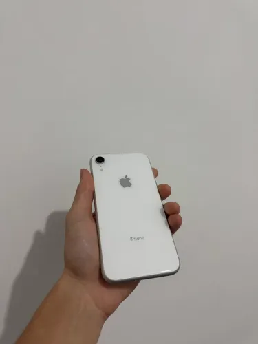 iPhone XR - 64GB