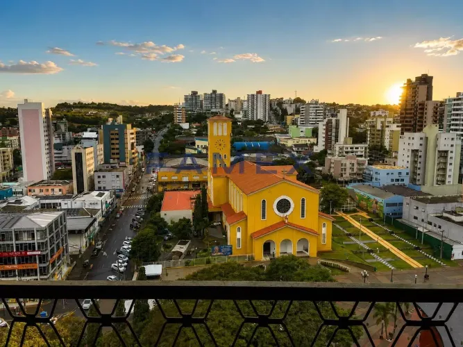 Apartamento com 1 suíte e 2 quartos, Edificio Rizzi - AP1453