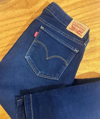 Calça jeans Levis feminina