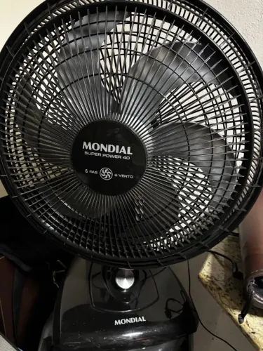 Ventilador 110v com poucos dias de uso com nota