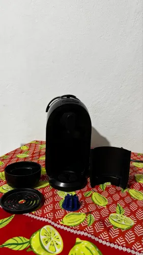 Cafeteira Espresso Passione Preta Automática - TRES 3 Corações