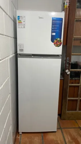 OPORTUNIDADE! GELADEIRA MIDEA 294L - PRATICAMENTE NOVA!