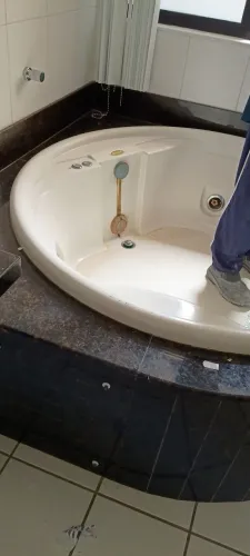 Banheiro aí hidromassagem