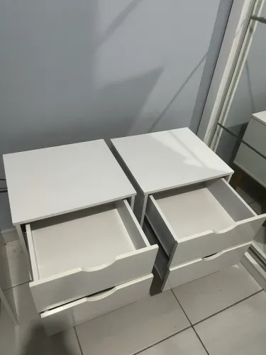 Mesa de cabeceira