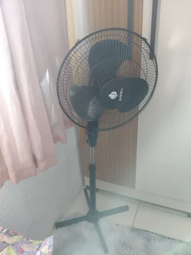 Ventilador semi.novo