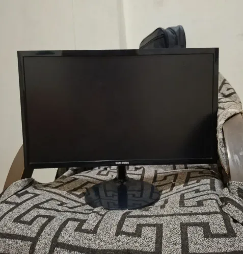 Monitor Samsung 22" Polegadas