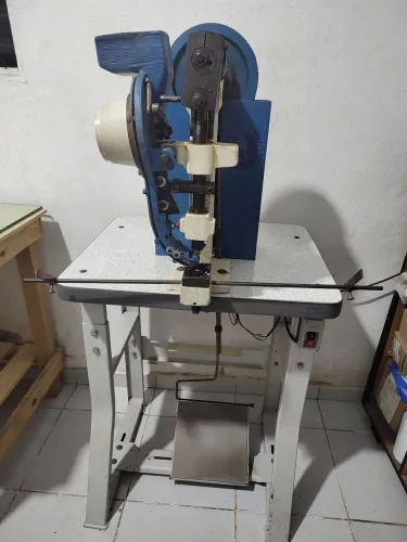 Máquina de iloes 51