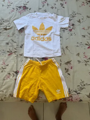 Conjunto infantil adidas TAM 3 anos