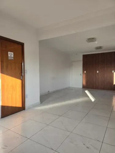 Alugo sala comercial 25 metros quadrados em Paripe - Salvador - BA