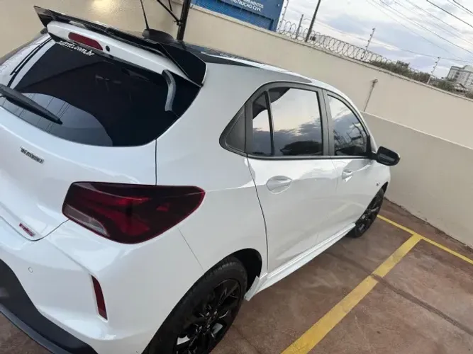 Chevrolet Onix RS 1.0 TB 12V Flex Aut. 4P 2023