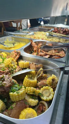 Estamos contratando cozinheiro ou cozinheira 