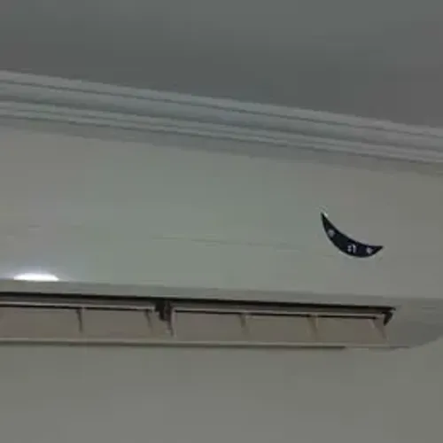 Ar condicionado Split 12000 Btus Quente/Frio (não inverter) 220V