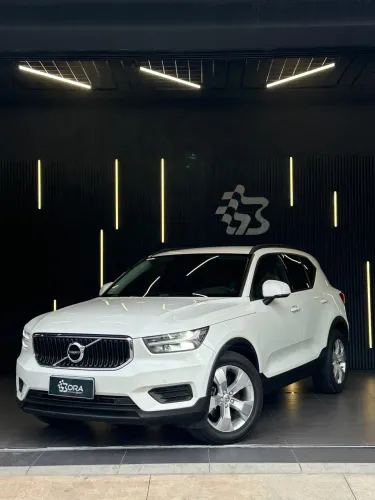 Volvo XC40 T-4 2.0 190cv FWD 2020