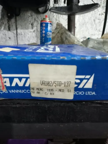 Vendo peças para caminhão
