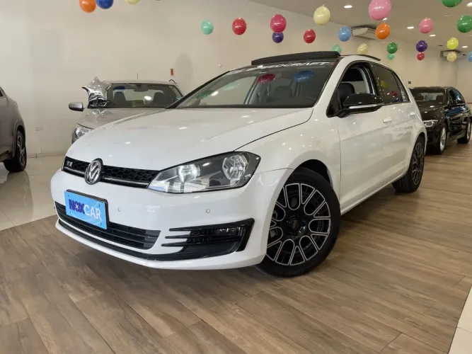 Volkswagen Golf Highline 1.4 TSI Total Flex Aut. 2017