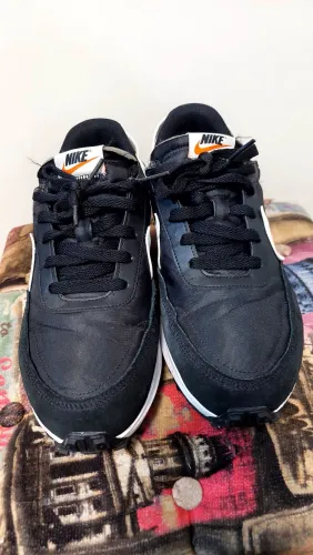Tênis Nike Waffle Debut original na cor preta tam. 40