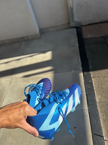 Chuteira Profissional Adidas Predator Azul