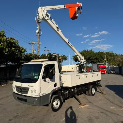Caminhão 3/4 Cesto Aero 13 Metros