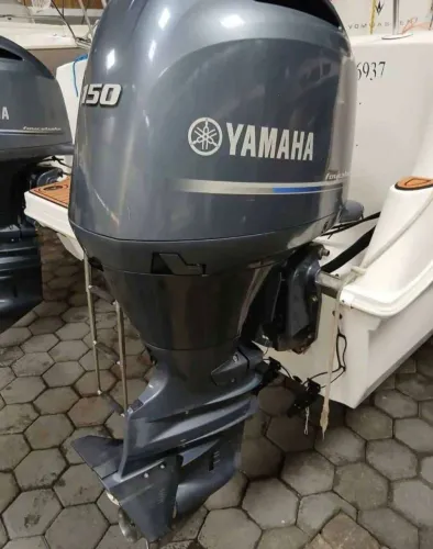Motor de Popa Yamaha 150HP