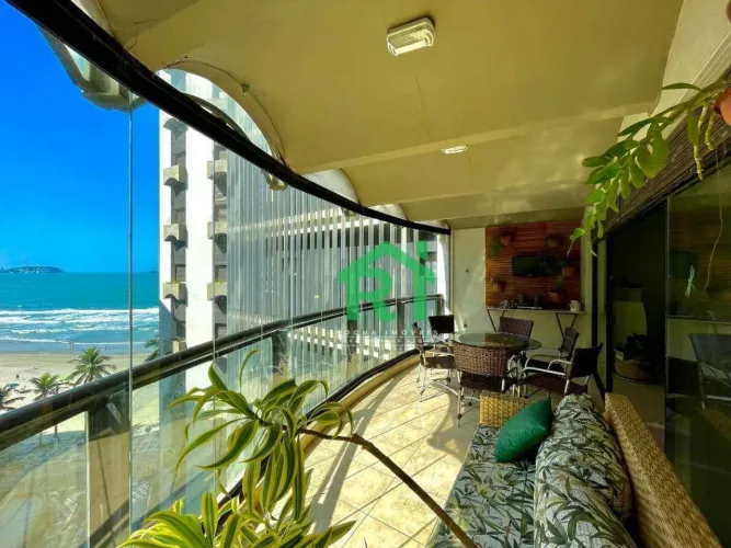 Apartamento frente mar com 3 quartos (3 suítes), 2 vagas e lazer à venda em Jardim Astúria